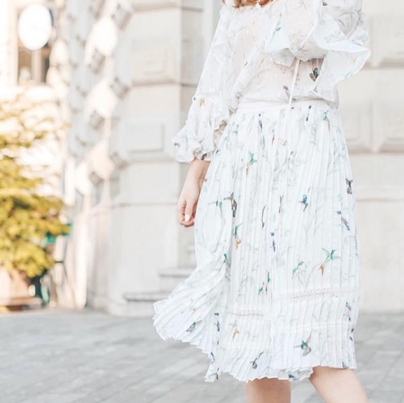 🍒NWT🍒 TED BAKER FORTUNE PLEATED MIDI SKIRT - Picture 3 of 10